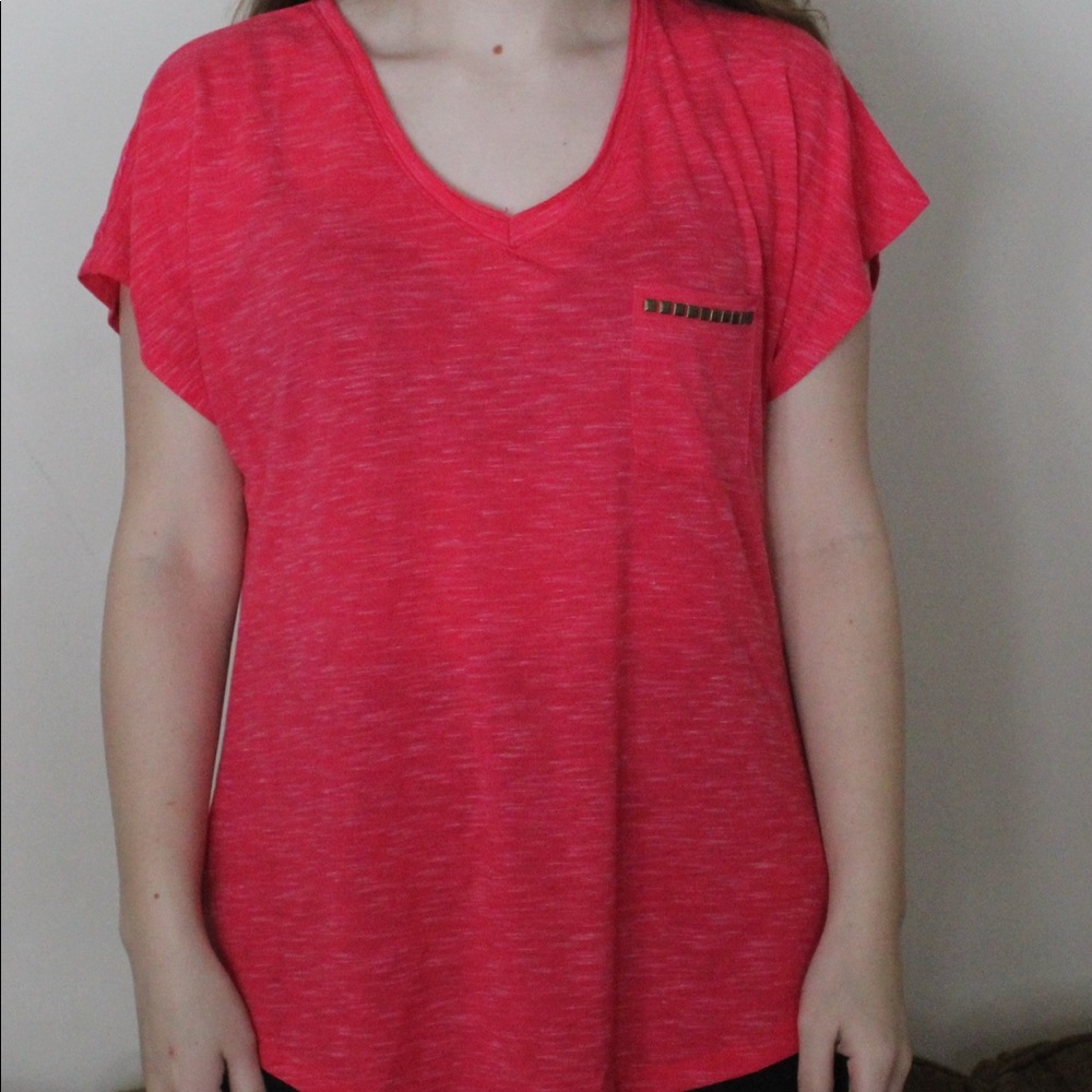 pink shirt